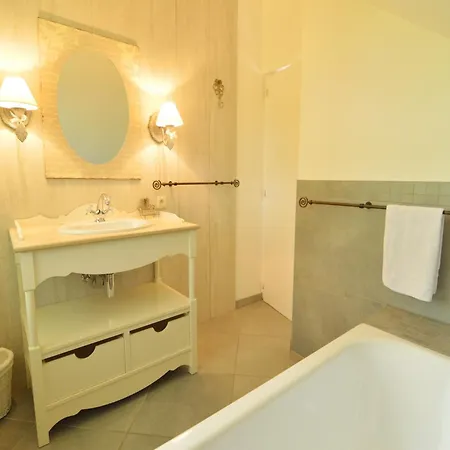 Chalet With Views & Fireplace, Cleaning Included Мальмеди